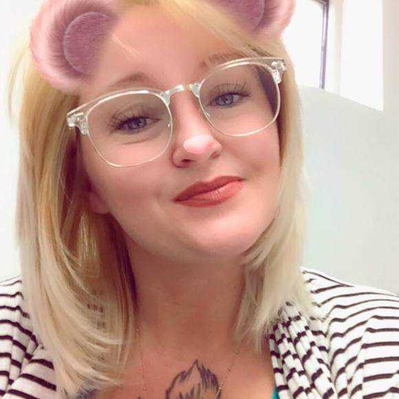 Meet your Posher, Brittany - Picture 1 of 1